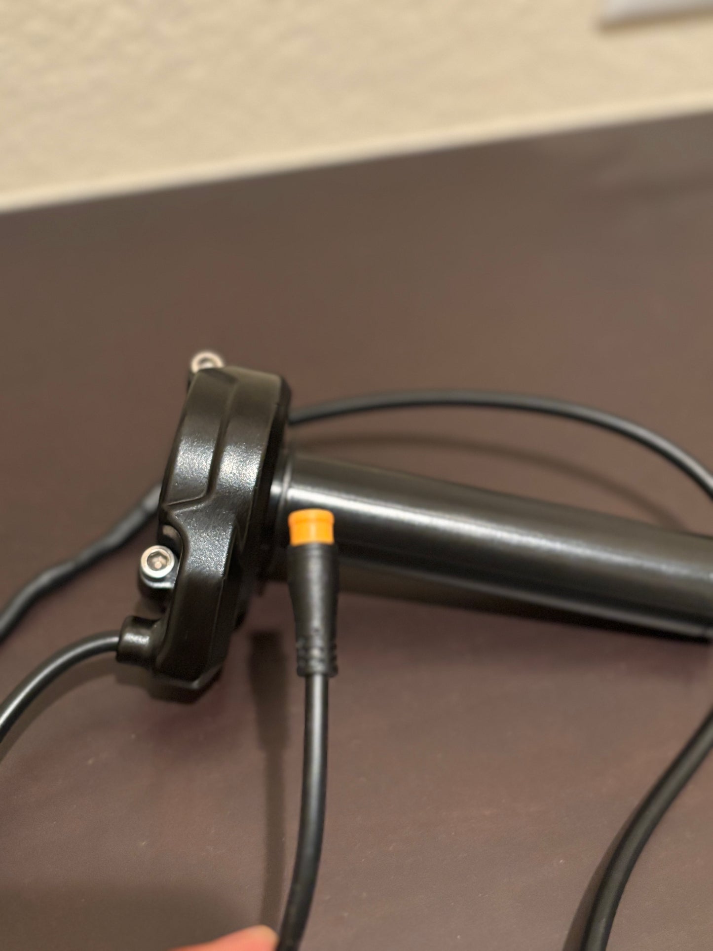 PREORDER (Macfox, Zooz, Rad, Qlife, etc) Plug and Play Surron Throttle